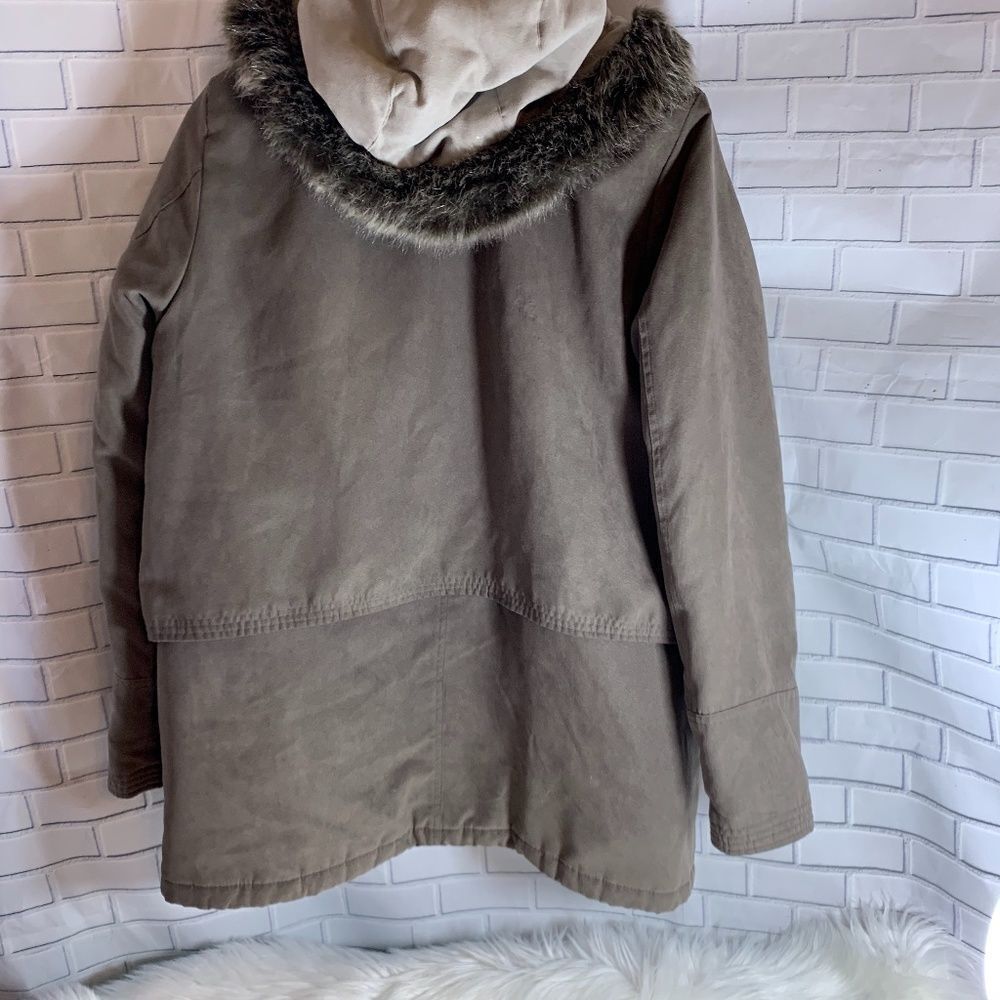 Forecaster of Boston Faux‎ Fur Collar Parka Sz M